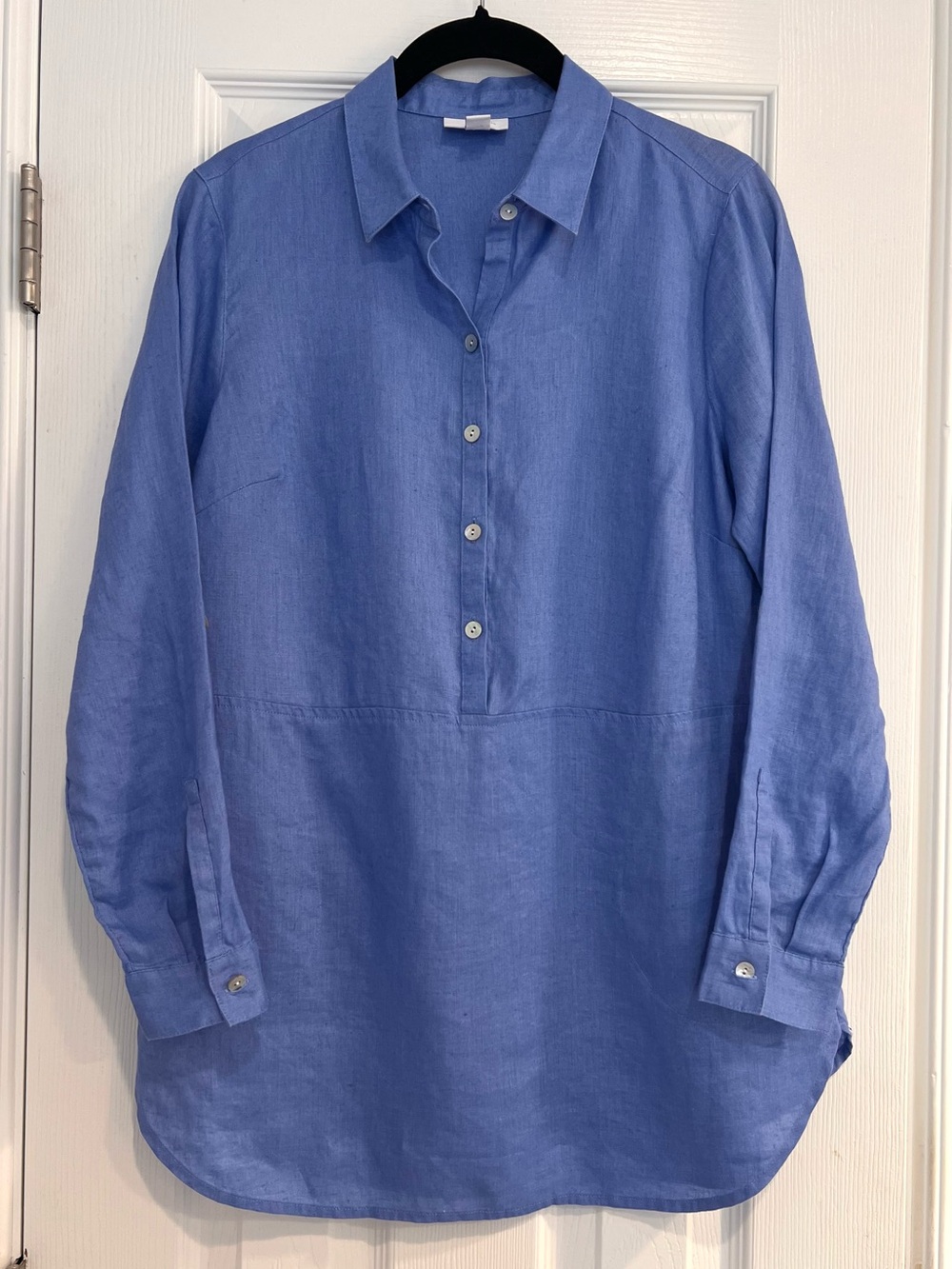 100% Linen J.Jill Long-Sleeve Pullover Shirt Mother of Pearl Buttons Blue